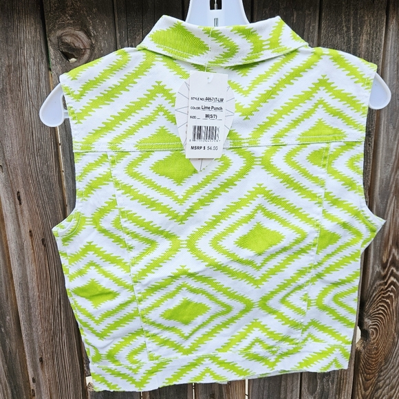 Cristal Vogue Green and White Geometric Vest Girls Size M - Picture 9 of 15